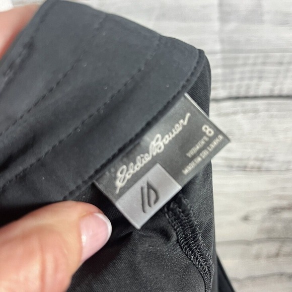 Eddie Bauer Skirt Skort size 8 Classic Black Short Swing Athletic Sports Modest - Picture 13 of 13